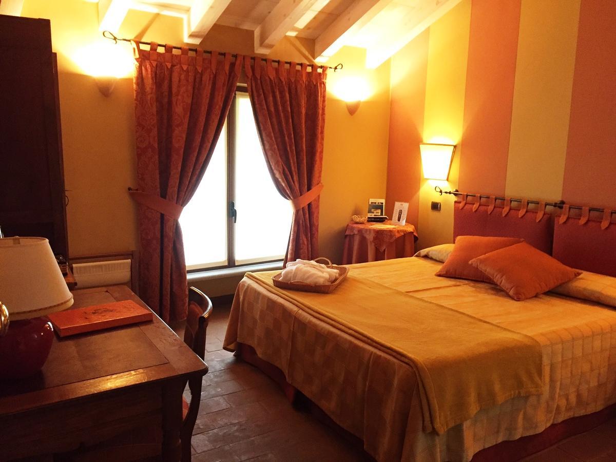 Hotel Locanda Da Carla Vigevano Eksteriør billede